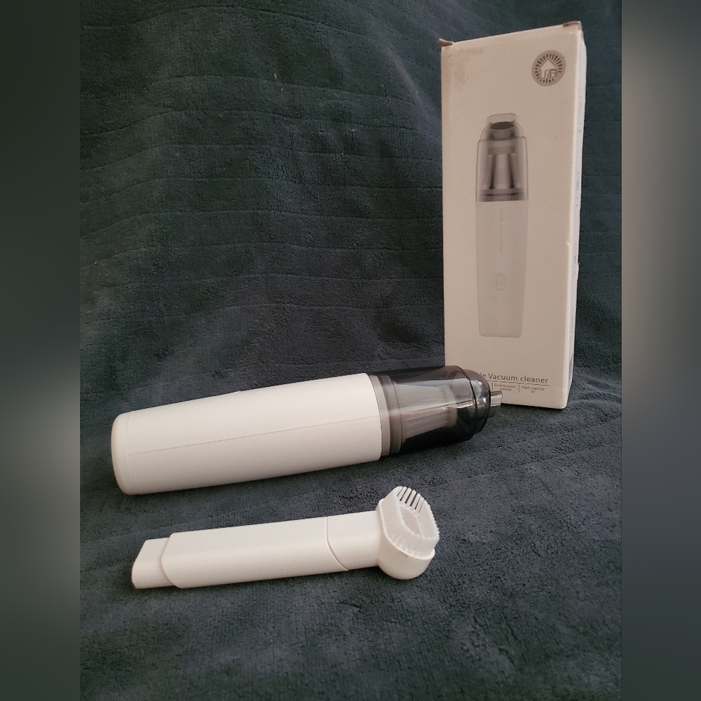 Portable mini-vacuum NEW!